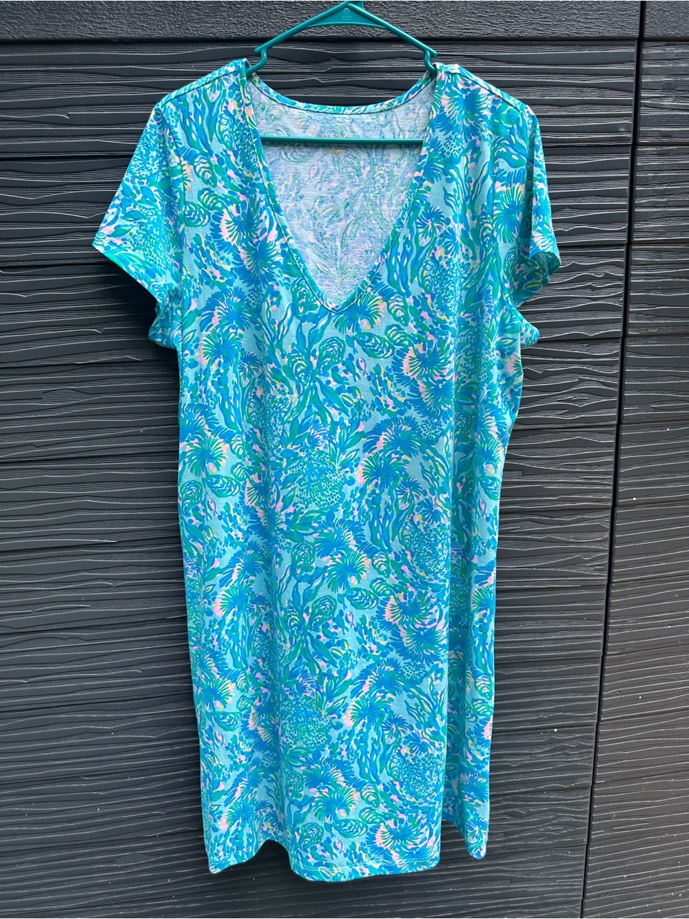 Lilly Pulitzer XL Blue Aqua Coral Reef Print V-Neck T-Shirt Dress